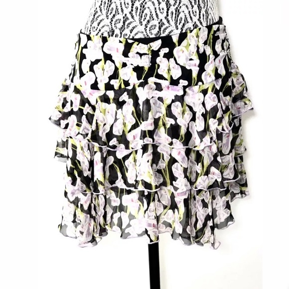 Diane von Furstenberg Floral Tiered Skirt Size 6 - Picture 2 of 7